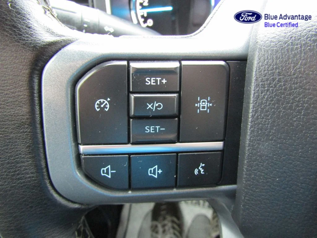 Certified Used 2023 Oxford White Ford XLT image 29