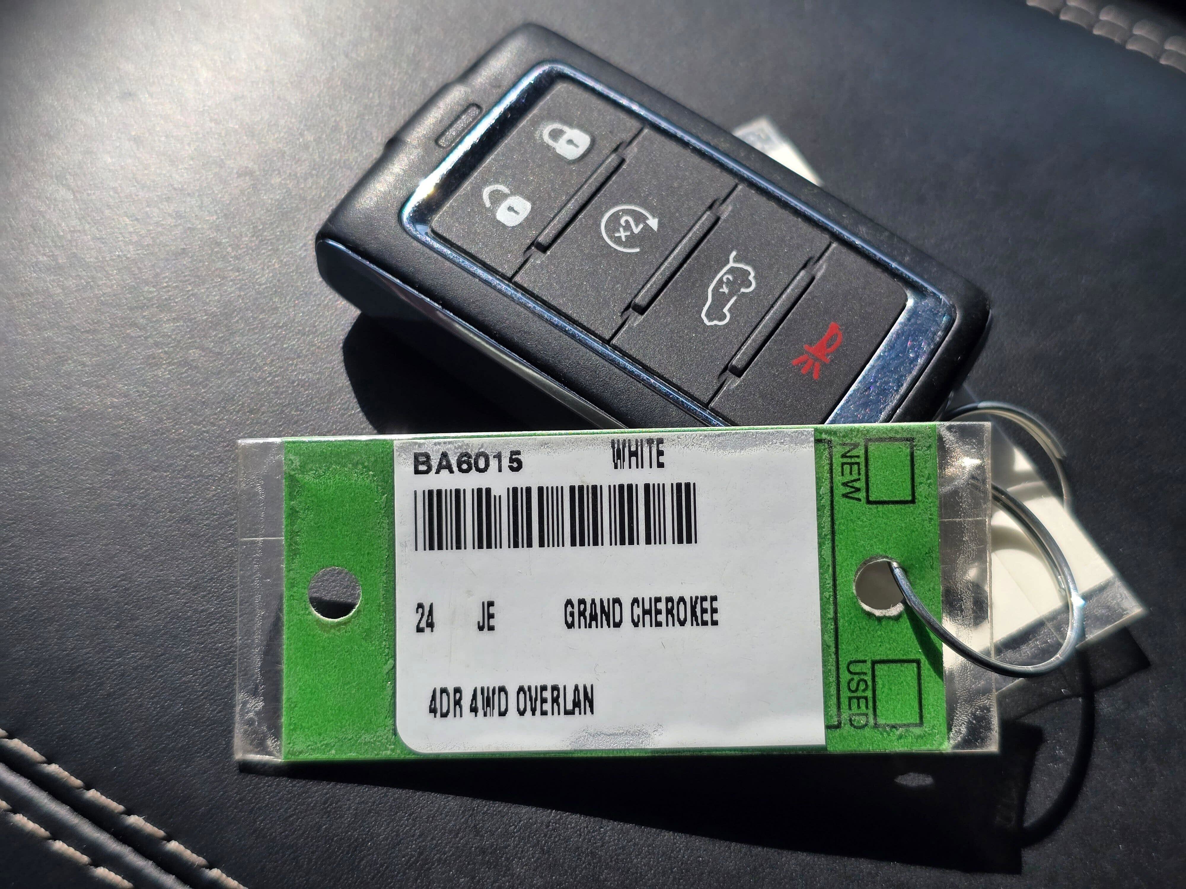 Used 2024 Bright White Clearcoat Jeep Overland image 32