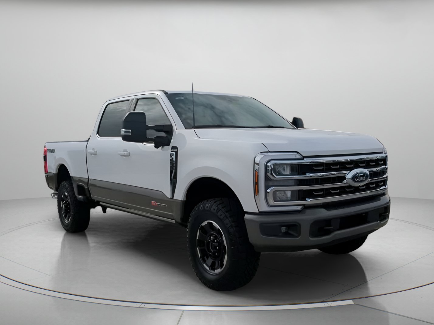 New 2026 Star White Metallic Tri-Coat Ford F-250® King Ranch® image 2
