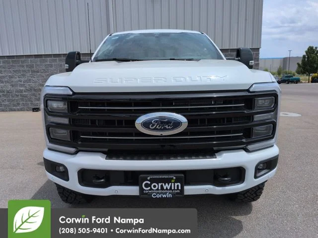 New 2026 Star White Metallic Tri-Coat Ford Platinum image 8