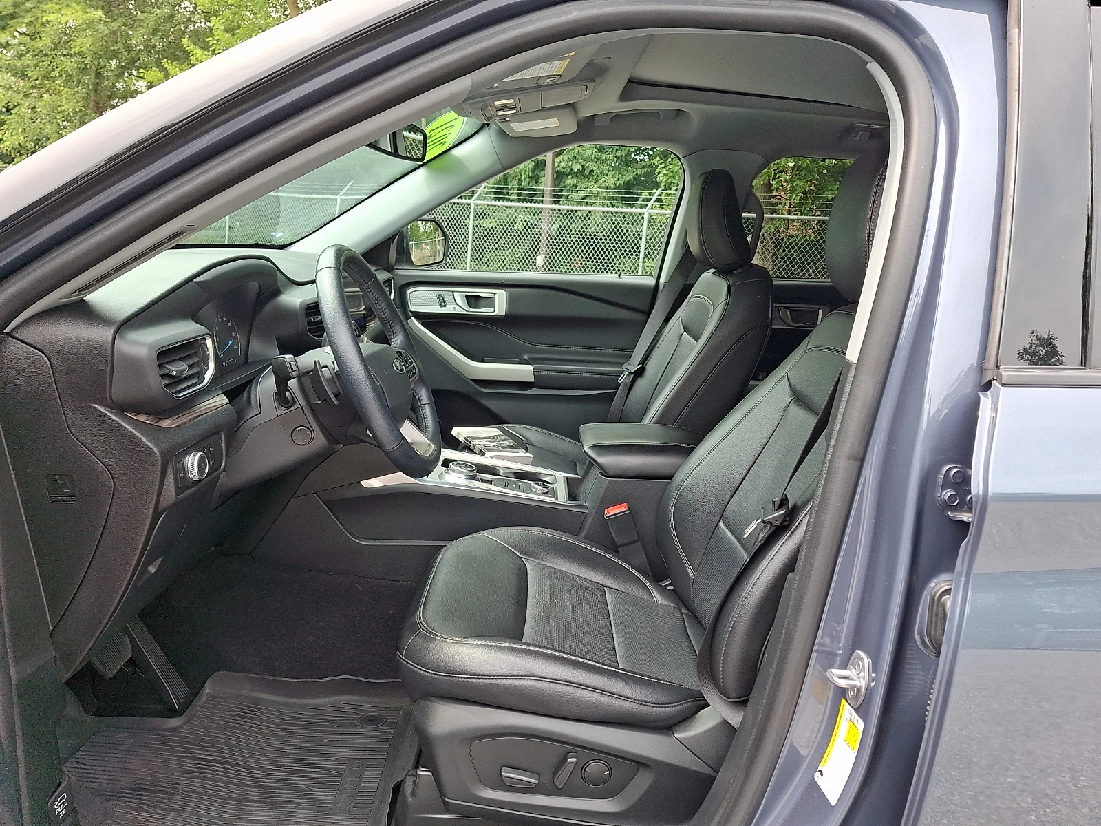 Used 2021 Blue Ford Limited image 14