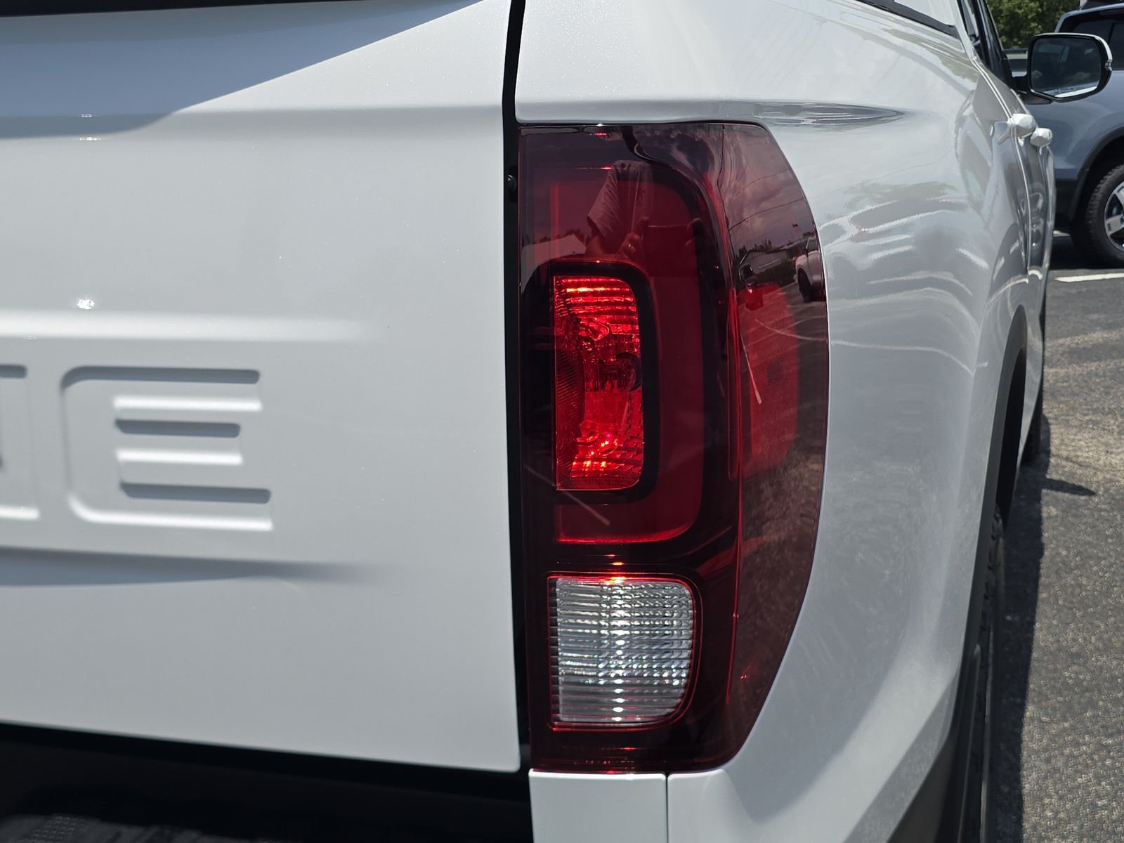 New 2026 Platinum White Pearl Honda RTL image 8