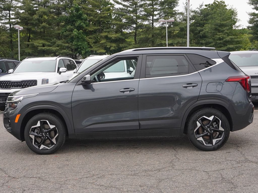 Used 2024 Gray Kia EX image 17