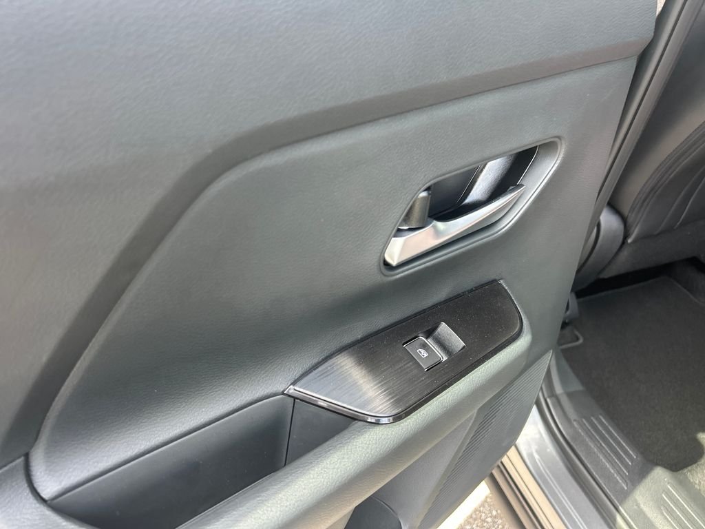 New 2026 Nissan Kicks SR 4D Sport Utility