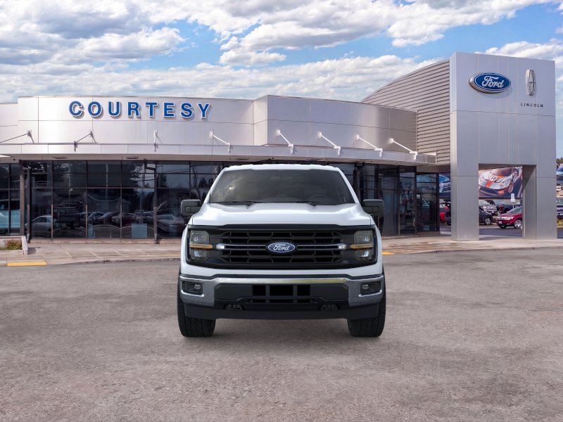 New 2026 Oxford White Ford XLT image 6