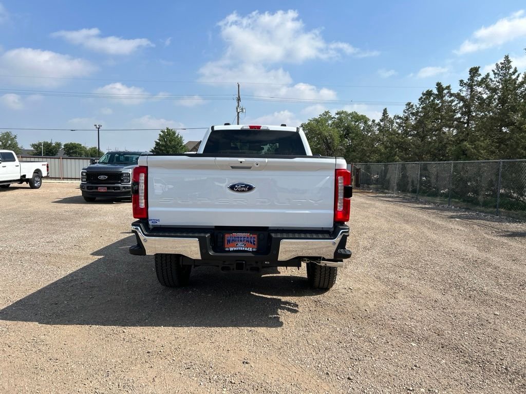 New 2026 Oxford White Ford Lariat image 5