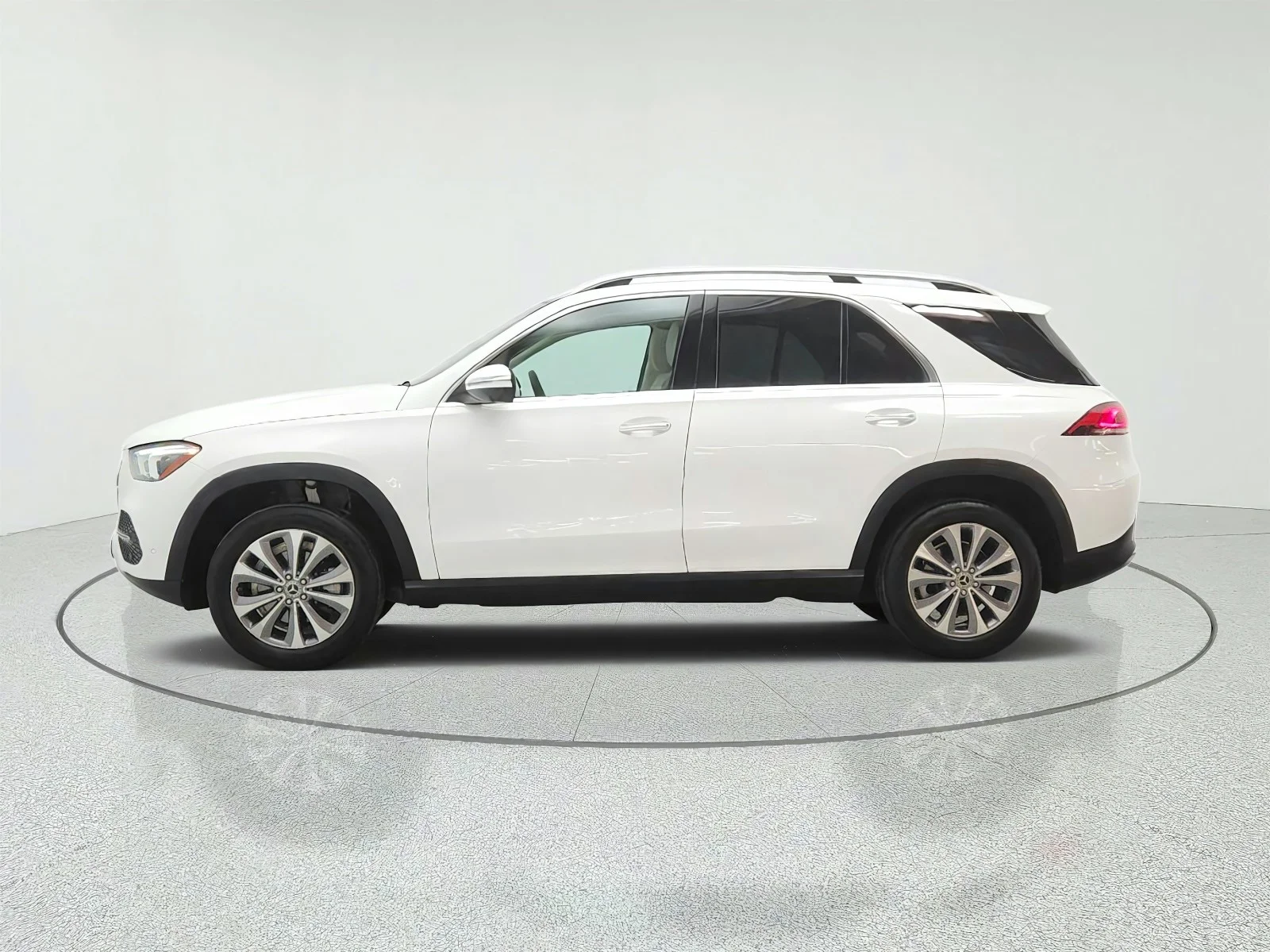 Certified Used 2023 Polar White Mercedes-Benz GLE 350 SUV image 8