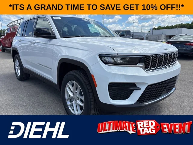 2026 Jeep Grand Cherokee Laredo