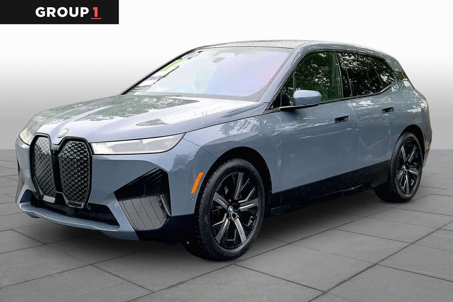 2024 BMW iX xDrive50's photo
