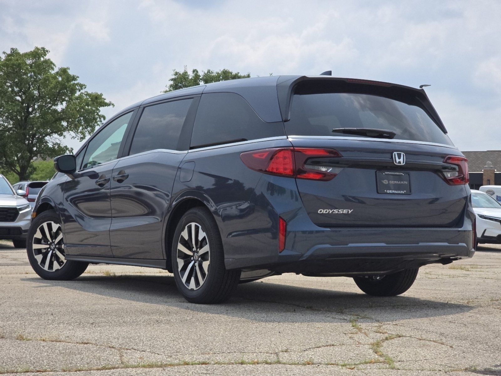 New 2026 Smoke Blue Pearl Honda EX-L image 11