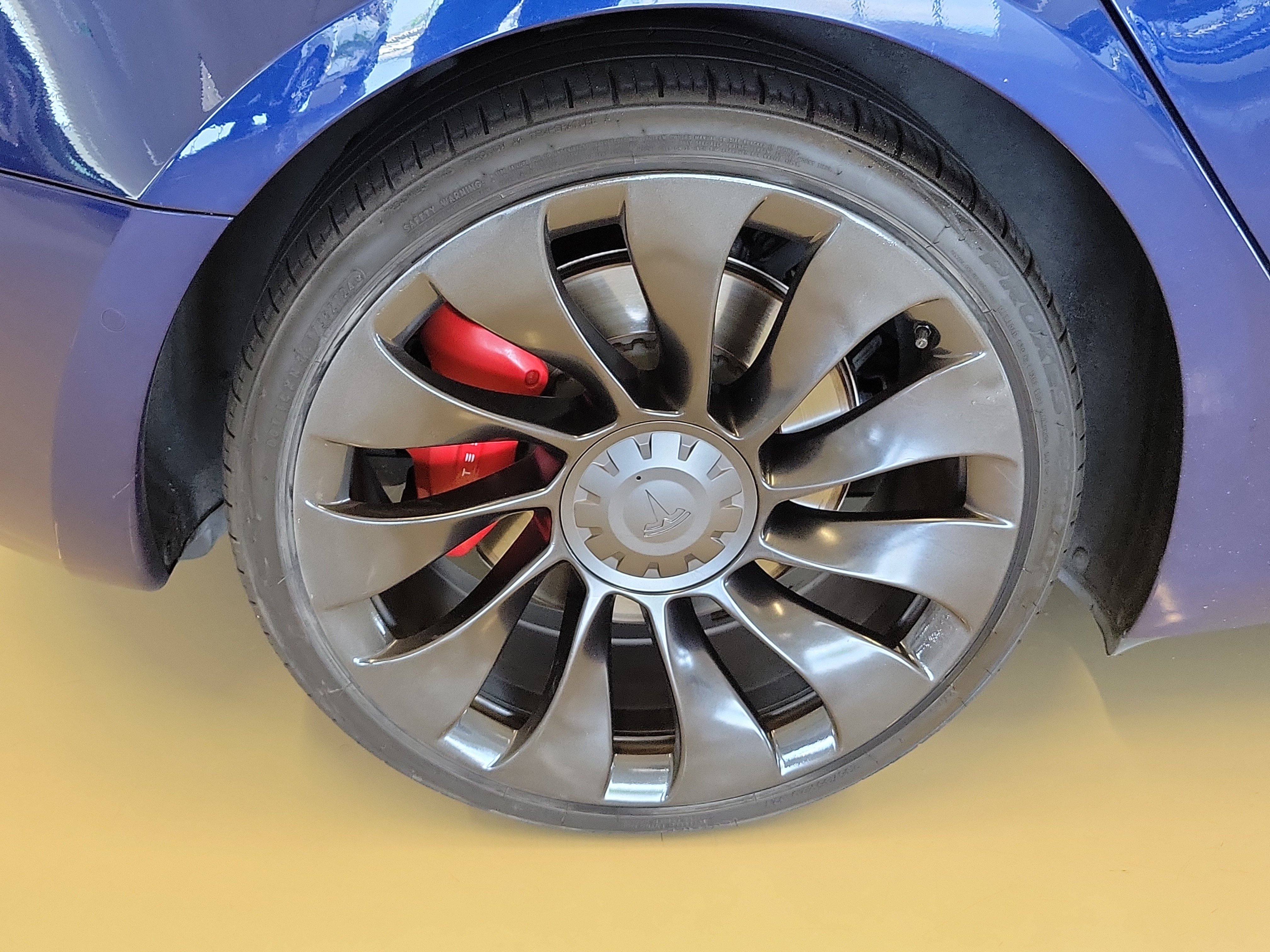 Used 2022 Deep Blue Metallic Tesla Performance image 9