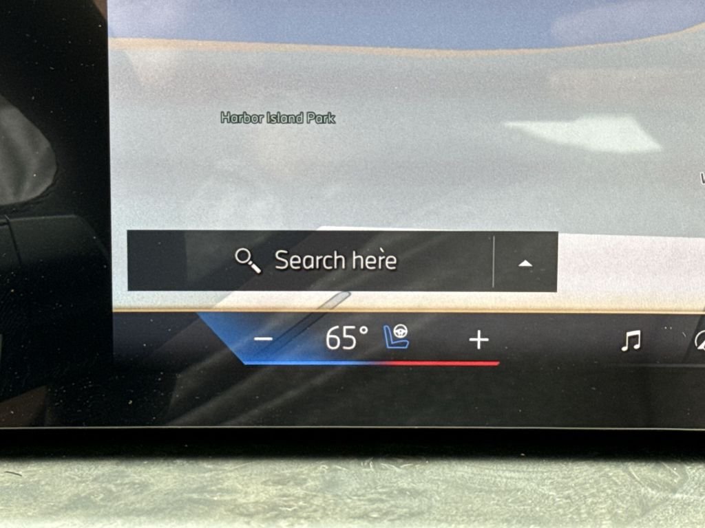 New 2026 White BMW xDrive40i image 19