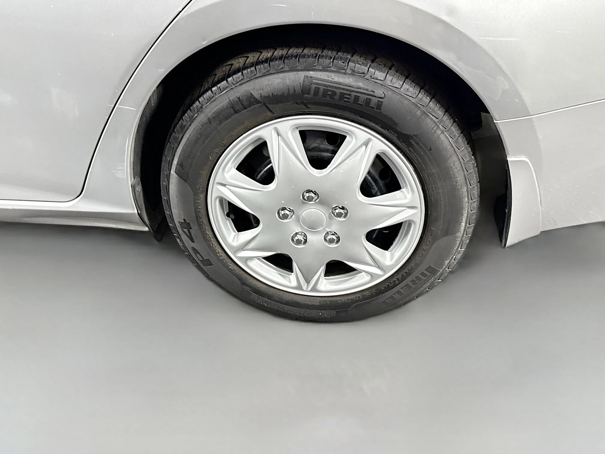 Used 2021 Brilliant Silver Metallic Nissan 2.5 S image 33