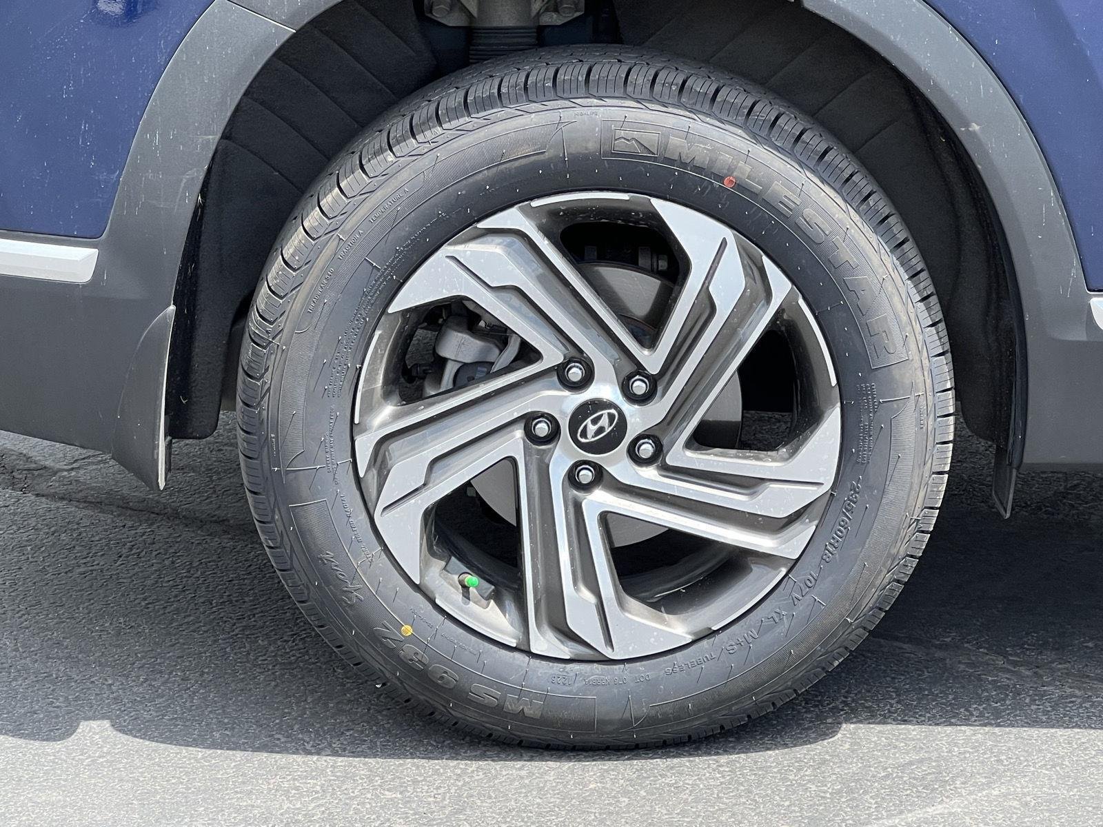 Certified Used 2022 Stormy Sea Hyundai SEL image 15