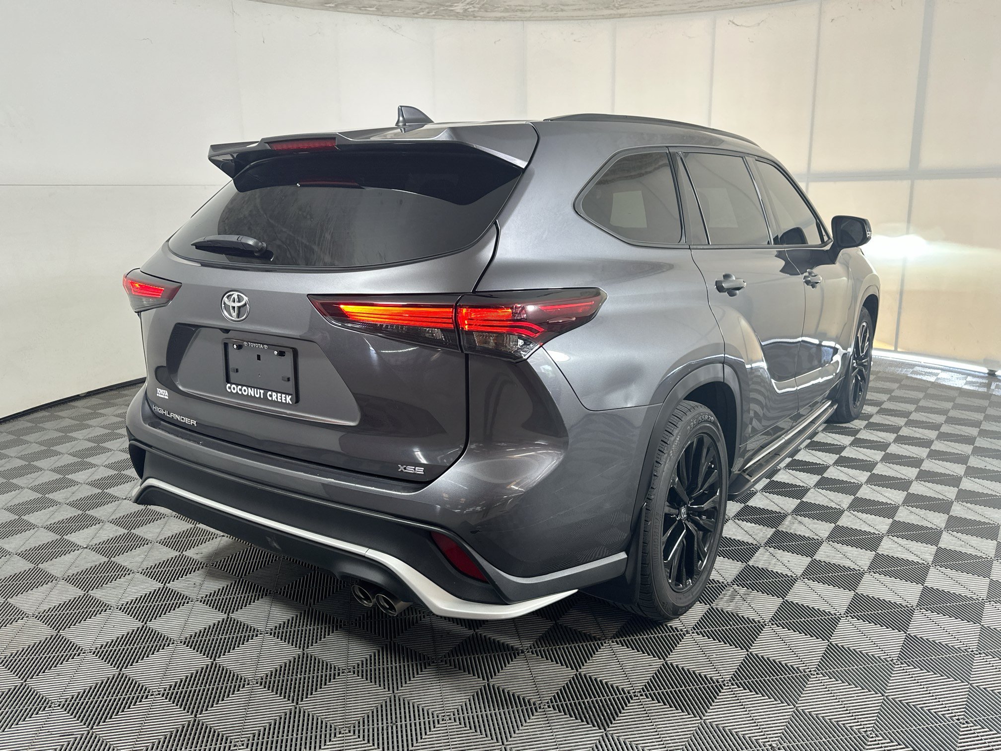 Used 2024 Magnetic Gray Metallic Toyota XSE image 3