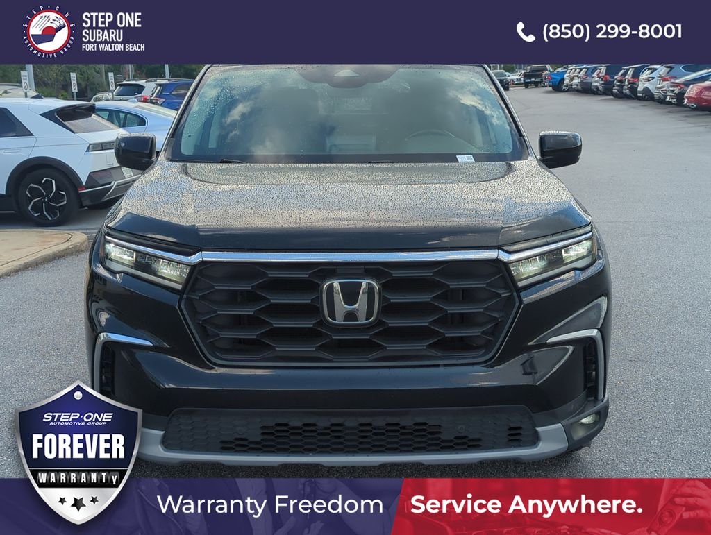 Used 2025 Black Honda EX-L image 10