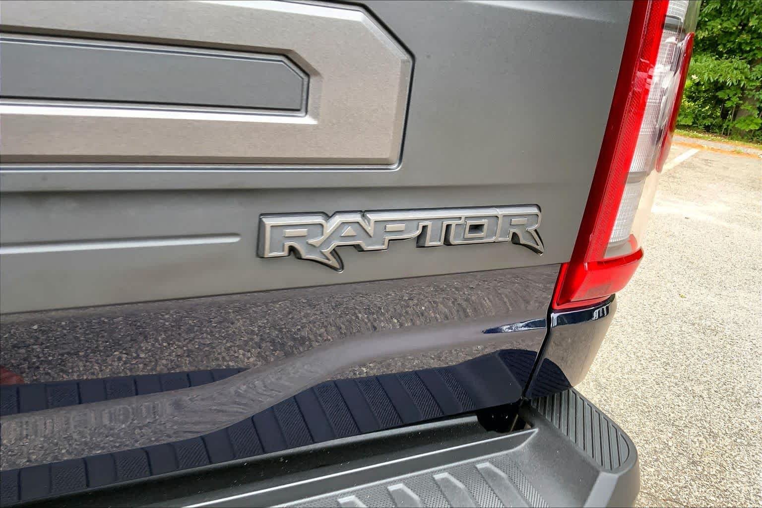 Used 2023 Antimatter Blue Metallic Ford Raptor image 10