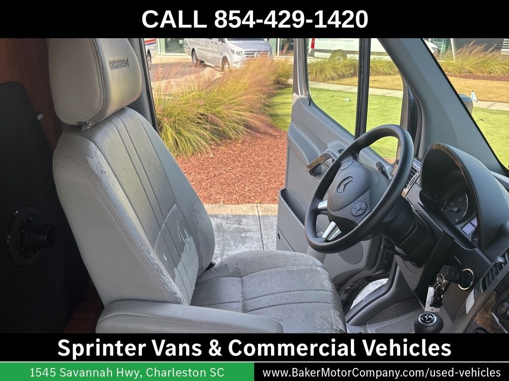 Used 2016 Gray Mercedes-Benz Road Trek image 61