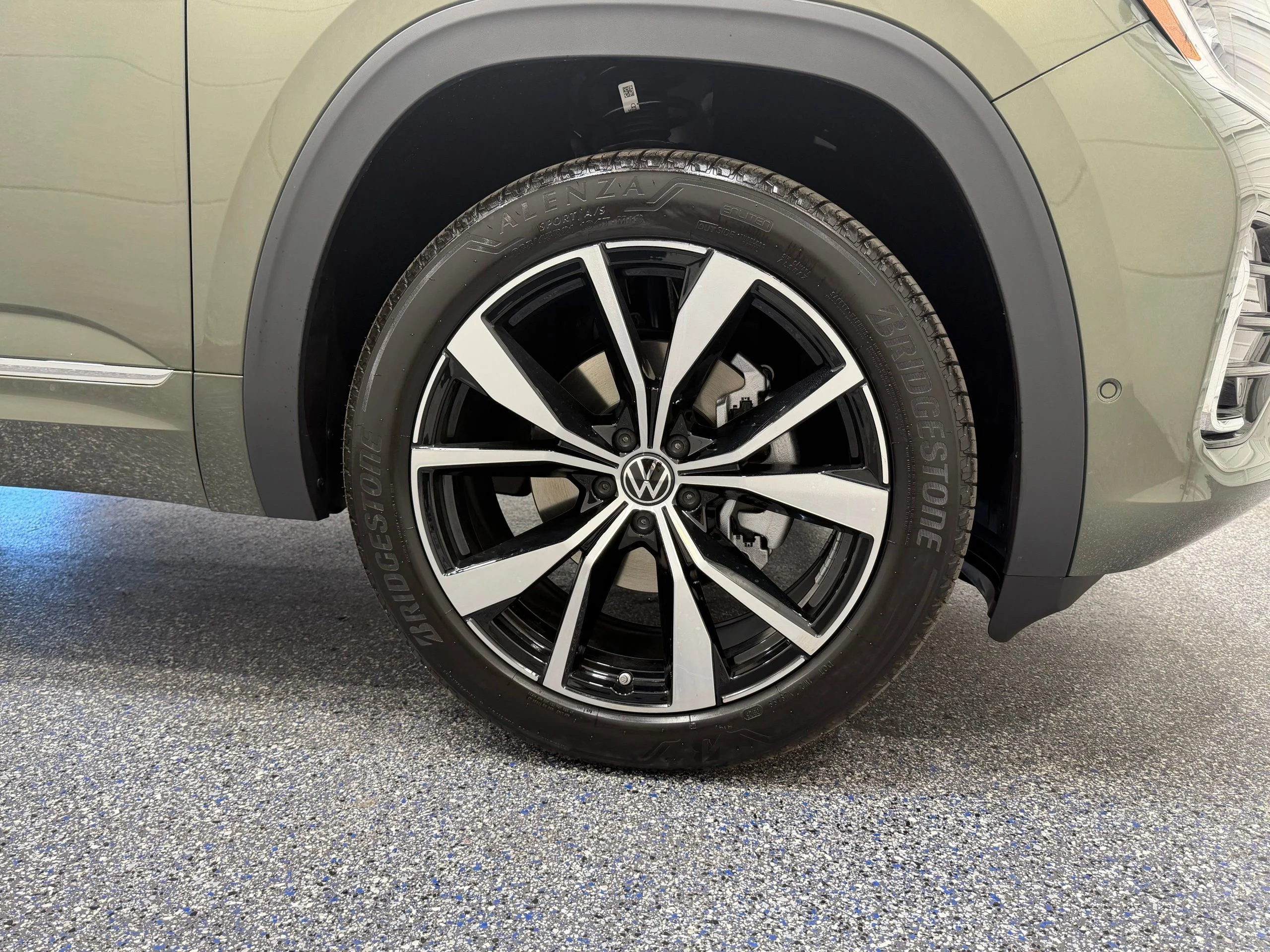 New 2026  Volkswagen 2.0T SEL Premium R-Line image 15