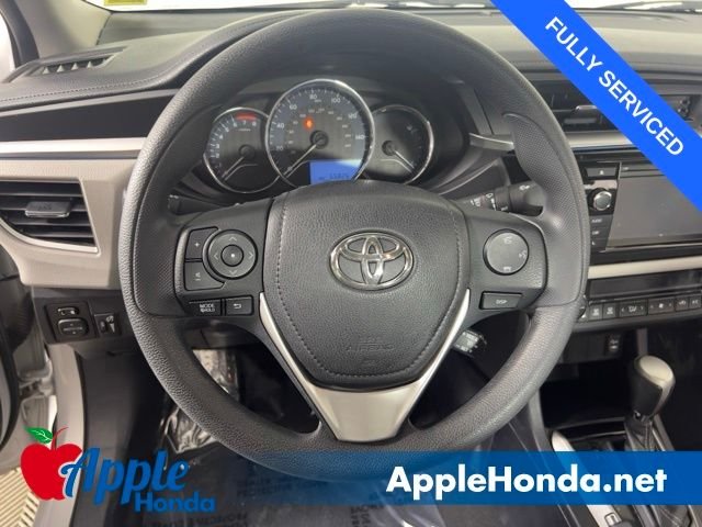 Used 2014 Classic Silver Metallic Toyota LE image 15