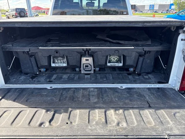 Used 2022 White Metallic Ford Lariat image 6