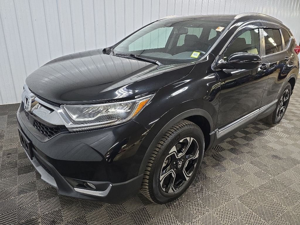 Used 2018 Crystal Black Pearl Honda Touring image 6