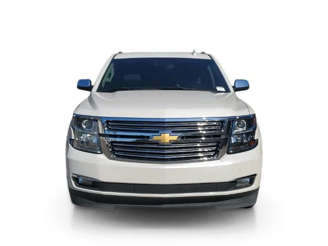 Used 2018 IRIDESCENT PEARL TRICOAT Chevrolet Premier image 2
