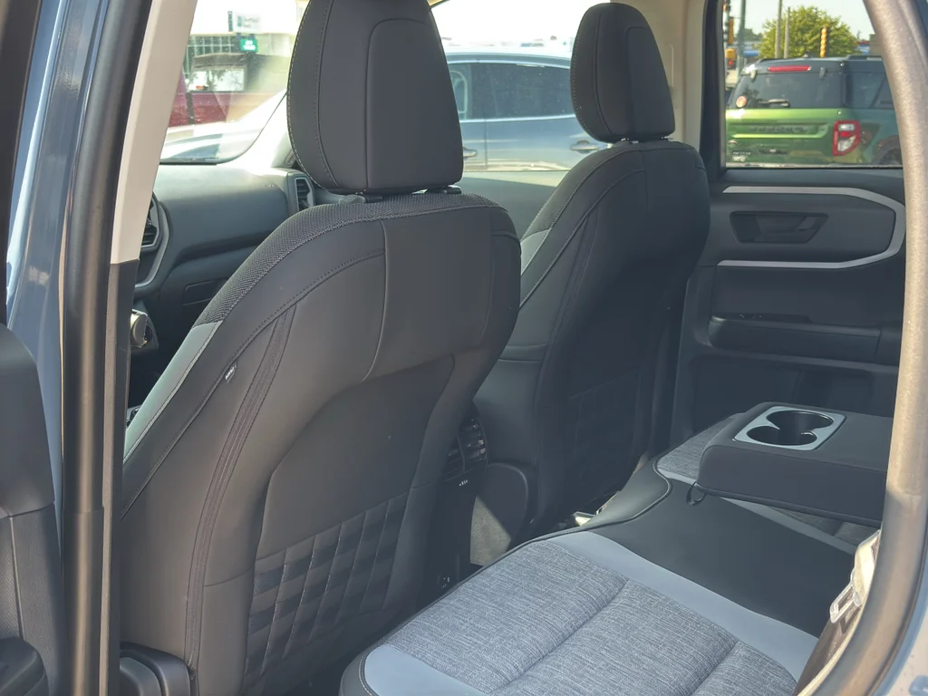 Used 2024 Azure Gray Metallic Ford Big Bend image 11