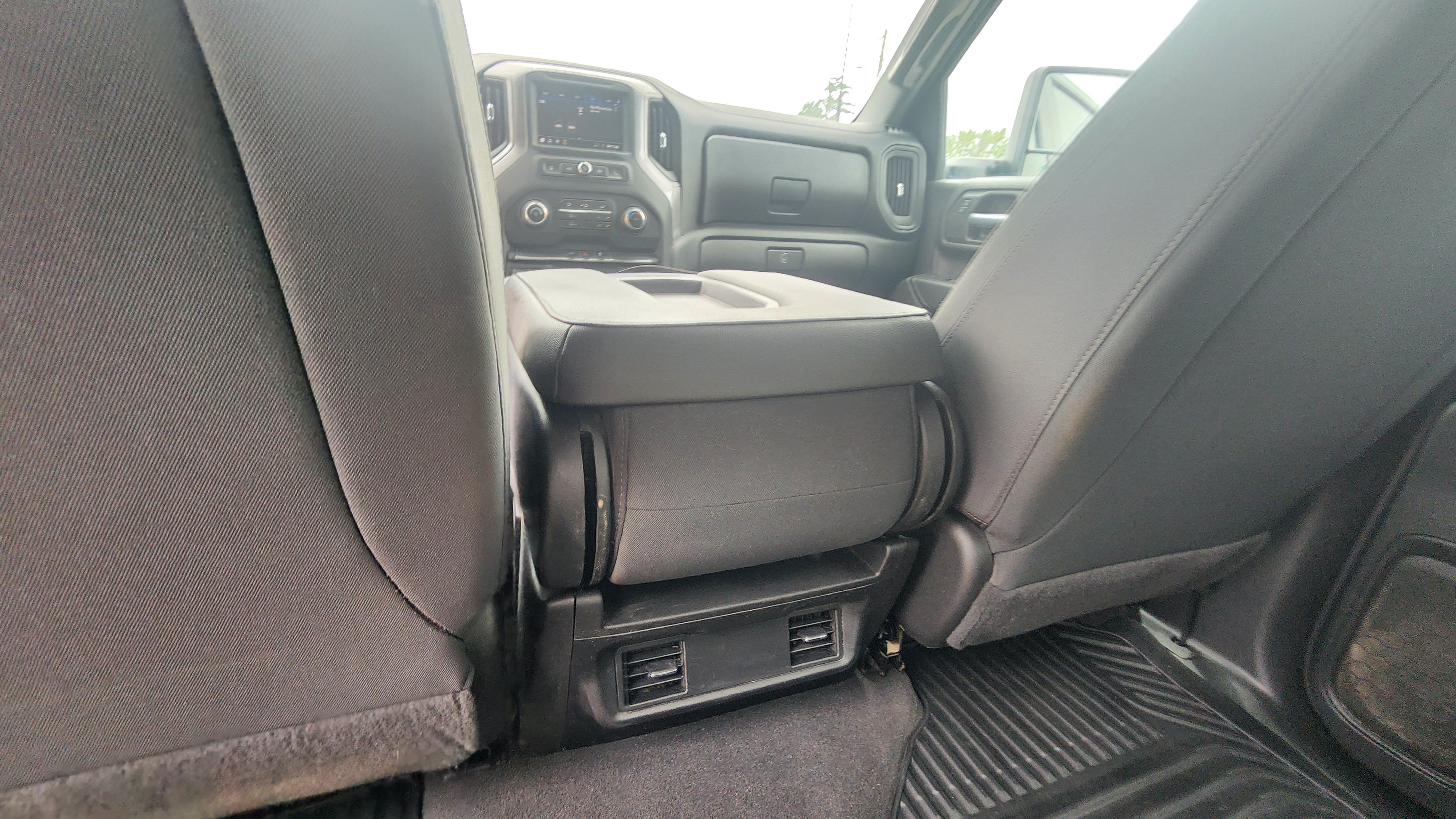 Used 2022 Northsky Blue Metallic Chevrolet Custom image 19