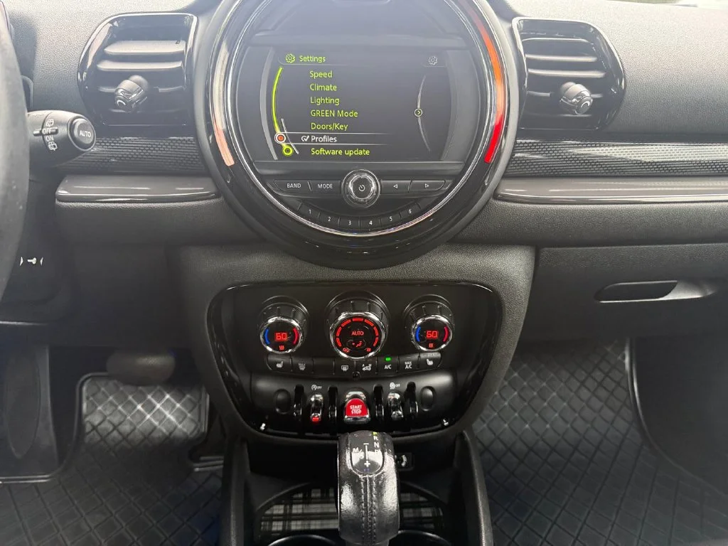 Used 2017 Gray MINI Clubman image 16