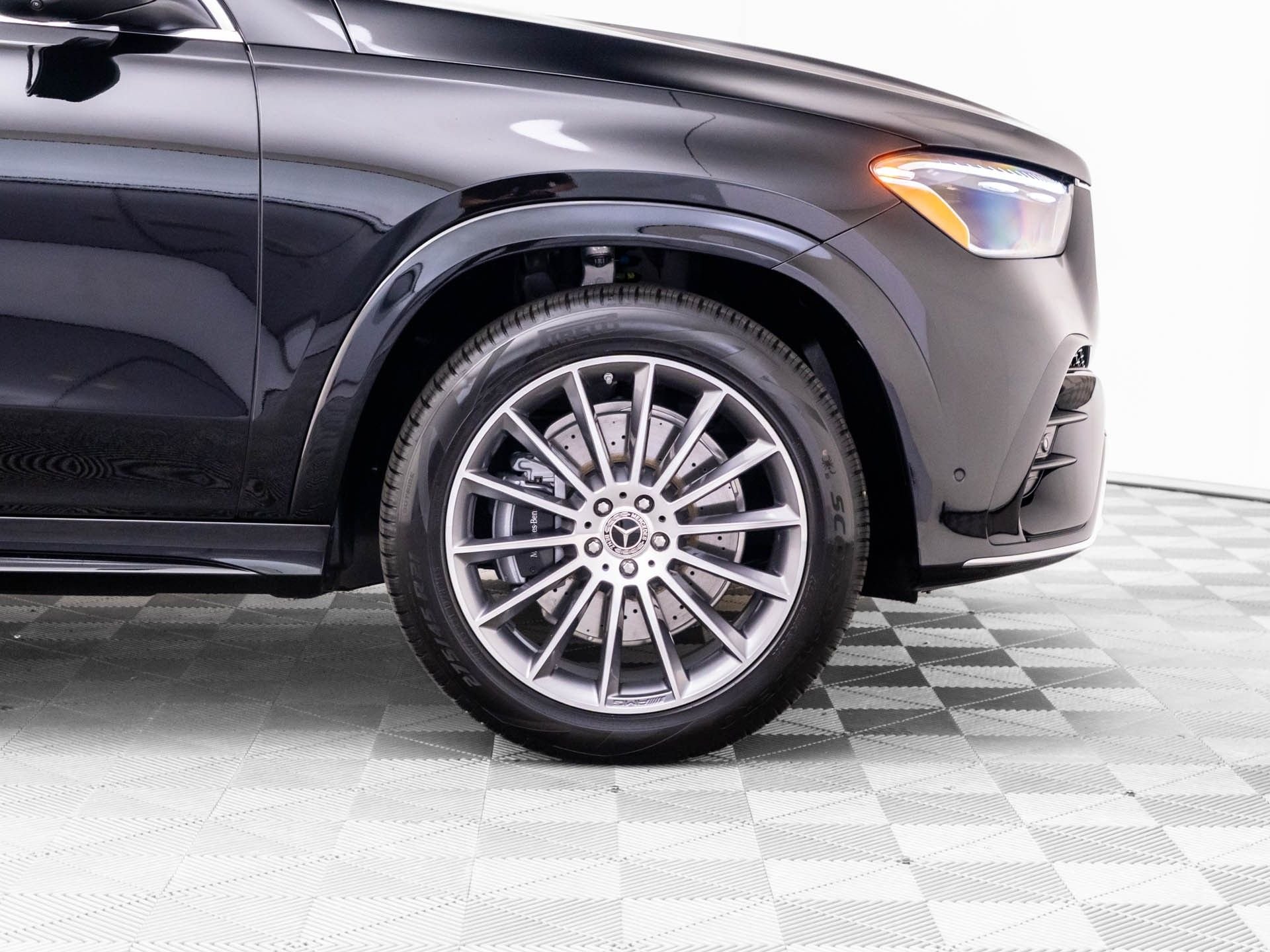 New 2026 Black Mercedes-Benz GLE 450 image 37