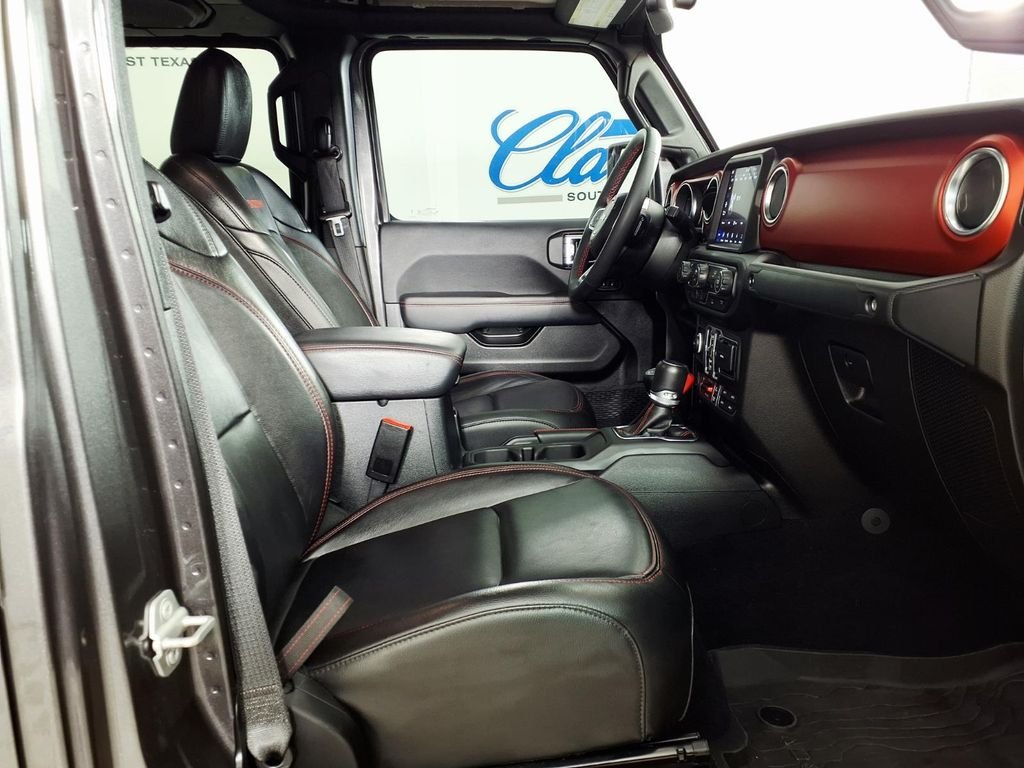 Used 2023 Gray Jeep Rubicon image 11