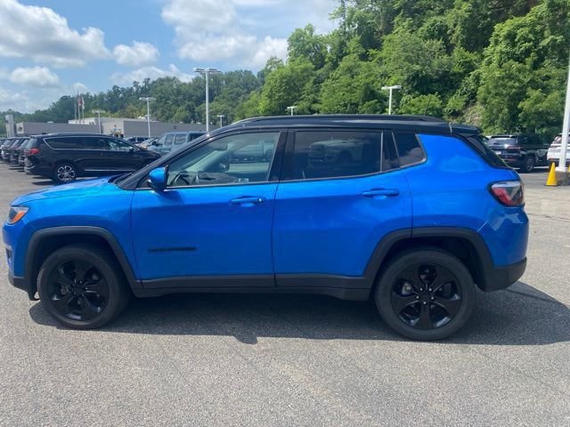 Certified Used 2021 Blue Jeep Latitude image 4