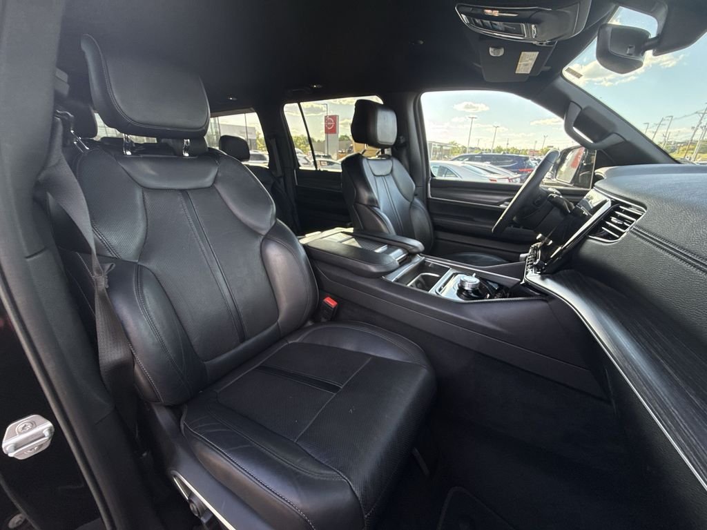 Used 2023 Black Jeep Series II image 24