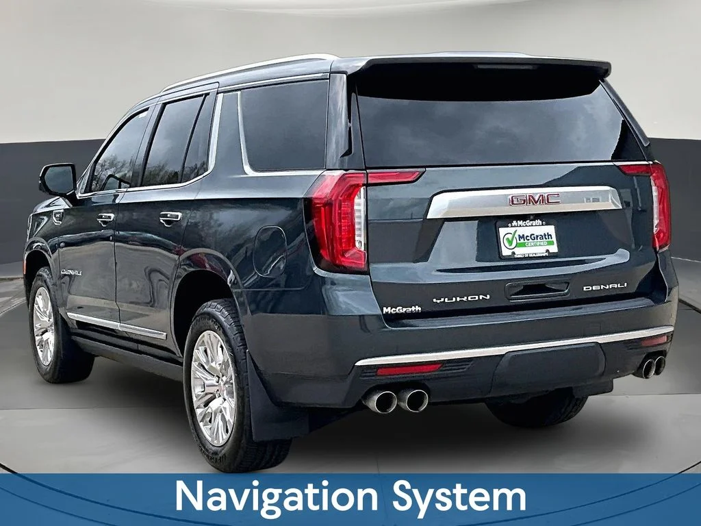 Used 2022 Green GMC Denali image 5