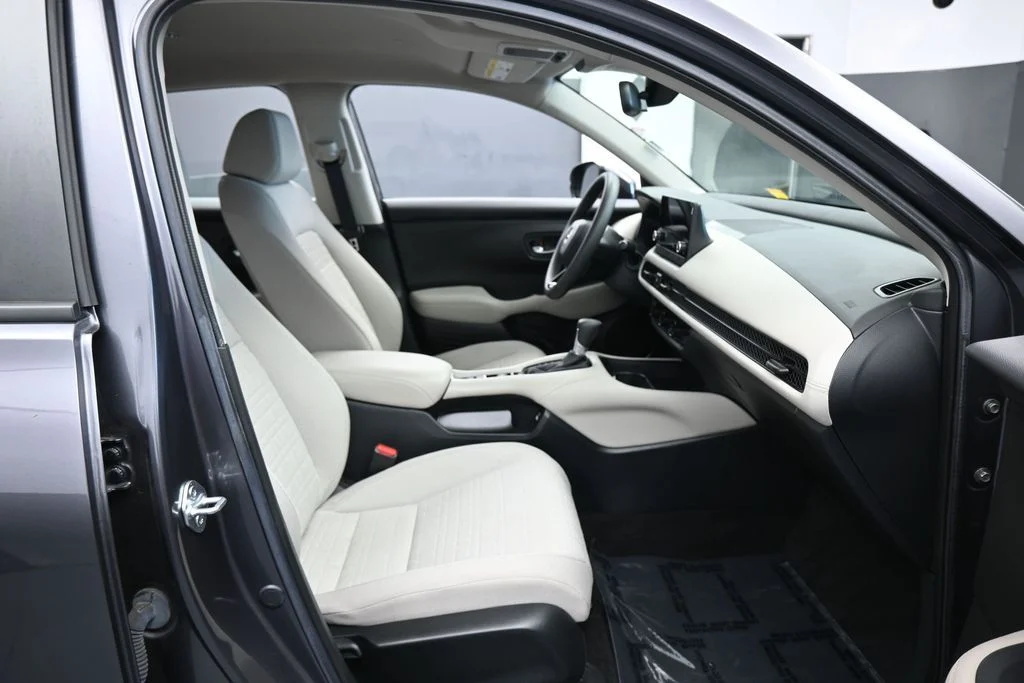 Used 2023 Gray Honda LX image 38