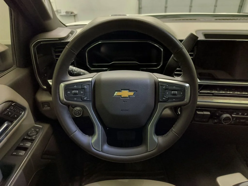 Used 2024 Summit White Chevrolet LTZ image 23