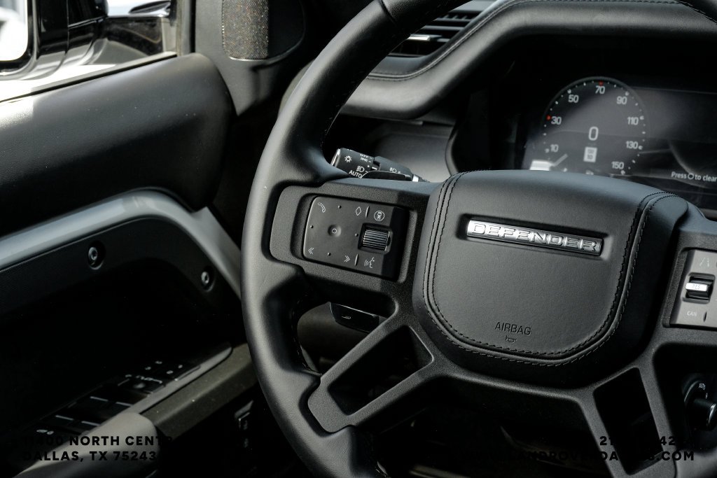 Used 2026 Fuji White Land Rover V8 image 20