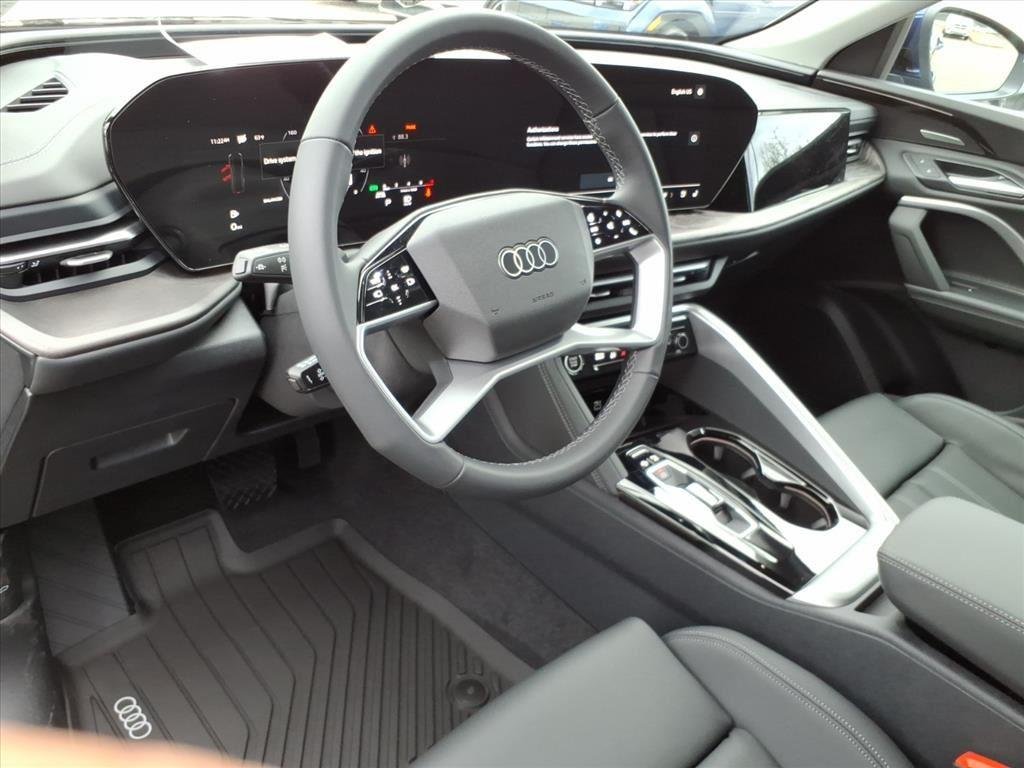 Used 2025 Navarra Blue Metallic Audi Premium Plus image 10