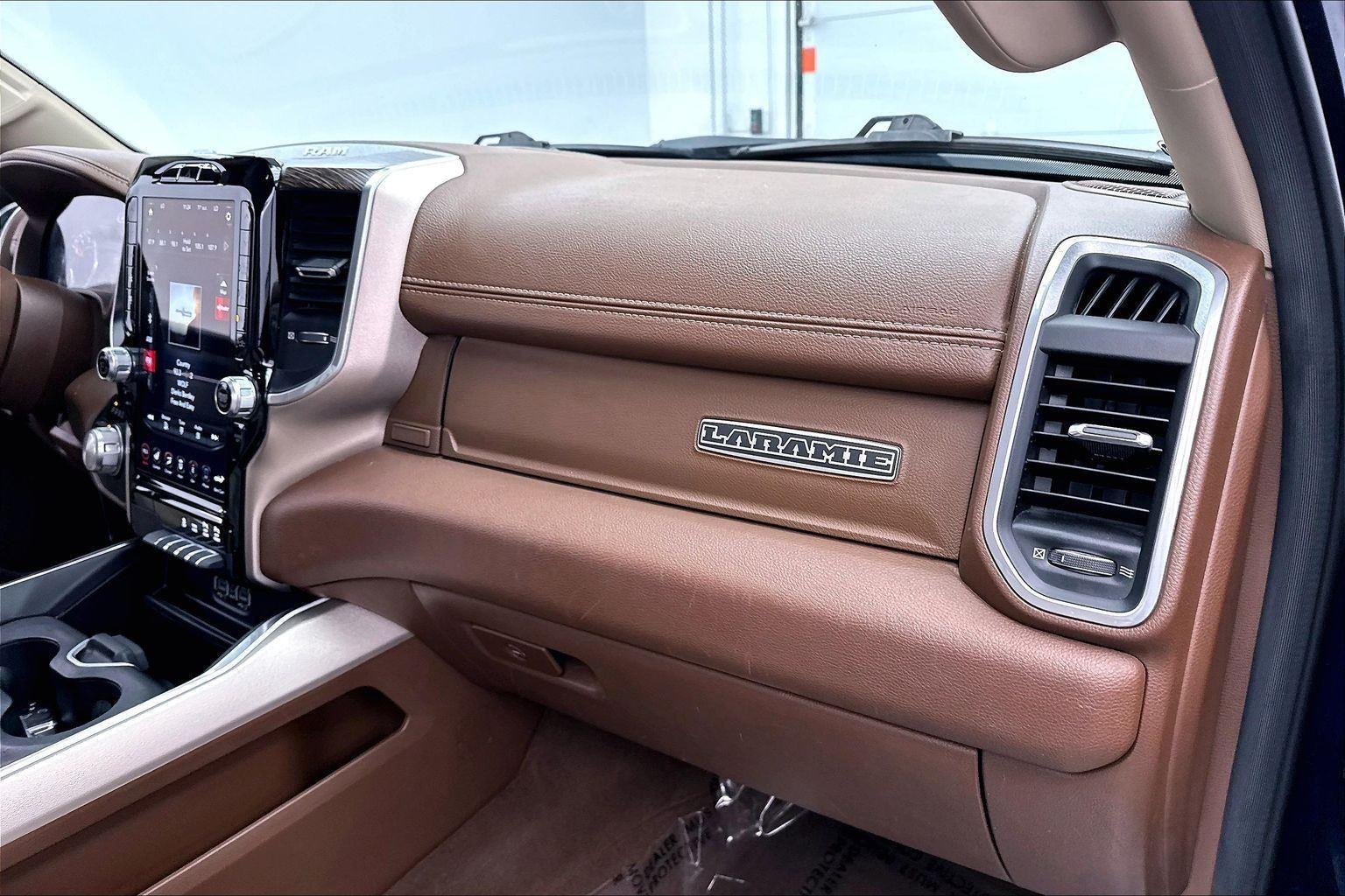 Used 2020 Patriot Blue Pearlcoat Ram Laramie image 29