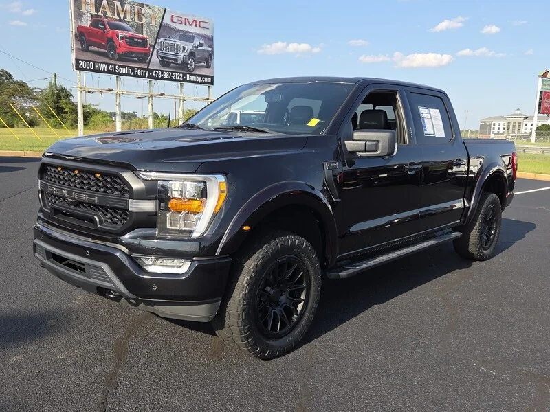 Used 2023 Black Metallic FORD XLT image 3