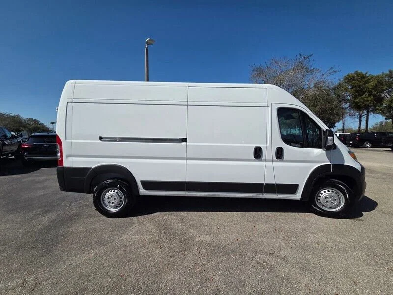 New 2026 Bright White Clear-Coat Exterior Paint RAM Tradesman image 20