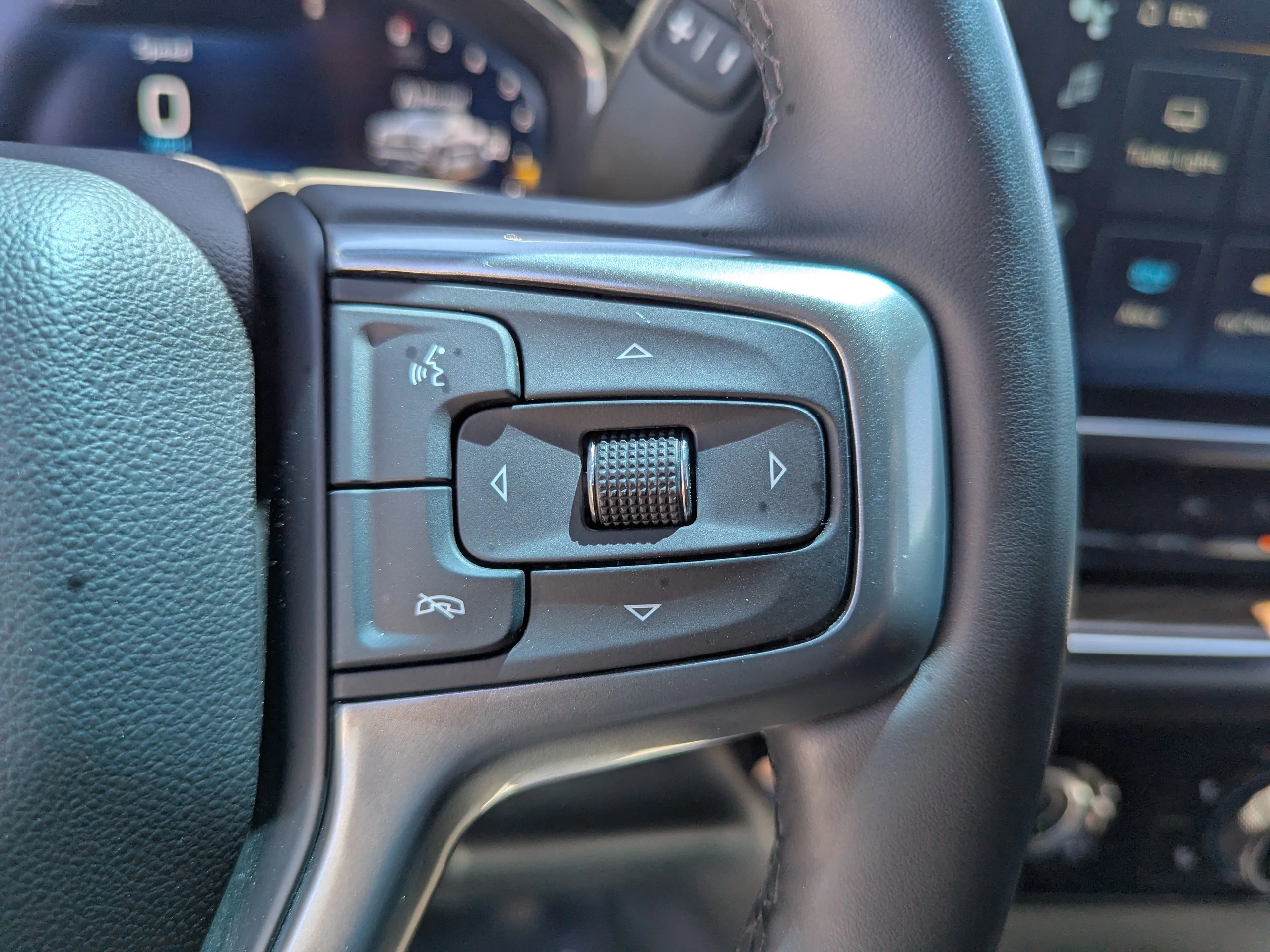 2024 Chevrolet Silverado 1500 LT - Photo 17