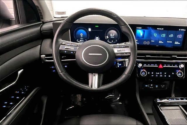 Used 2025 Serenity White Pearl Hyundai SEL Convenience image 6