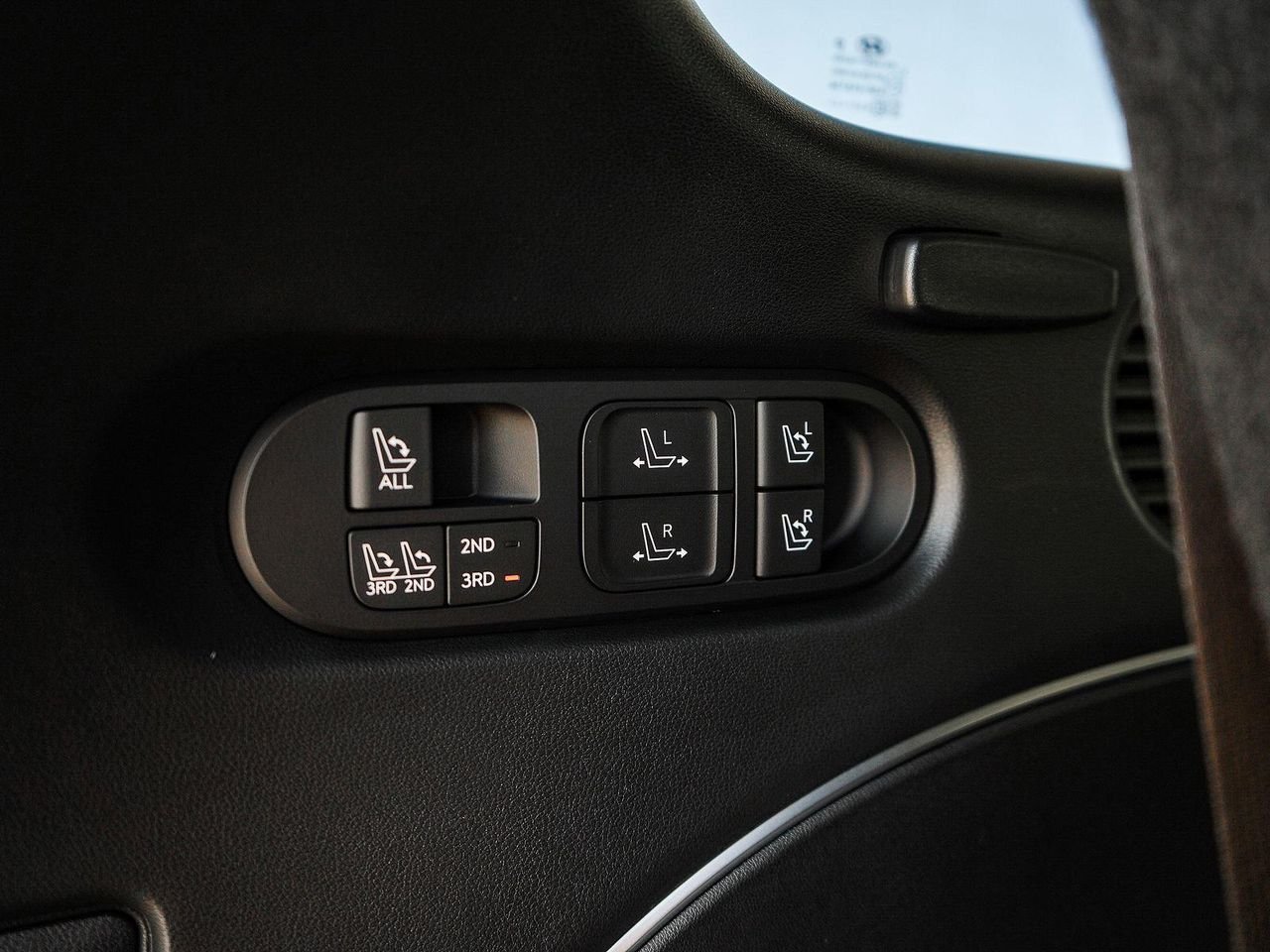 New 2026 Ecotronic Gray Pearl Hyundai Calligraphy AWD image 37