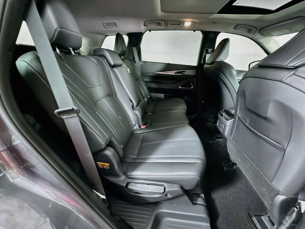 Certified Used 2026 Gray INFINITI LUXE image 39