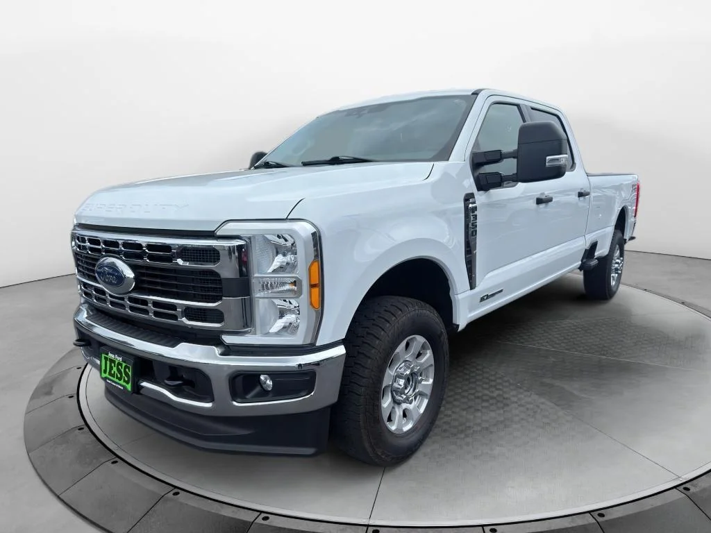 2023 Ford F-350 XLT 4x4 Crew Cab 176 in SRW's photo