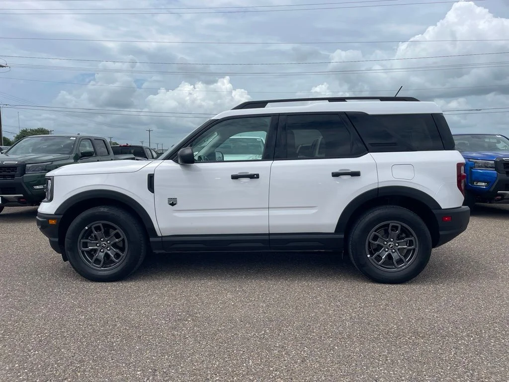 Used 2022 White Ford Big Bend image 4