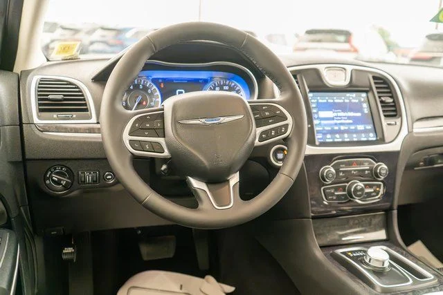 Used 2023 White Chrysler Touring image 16