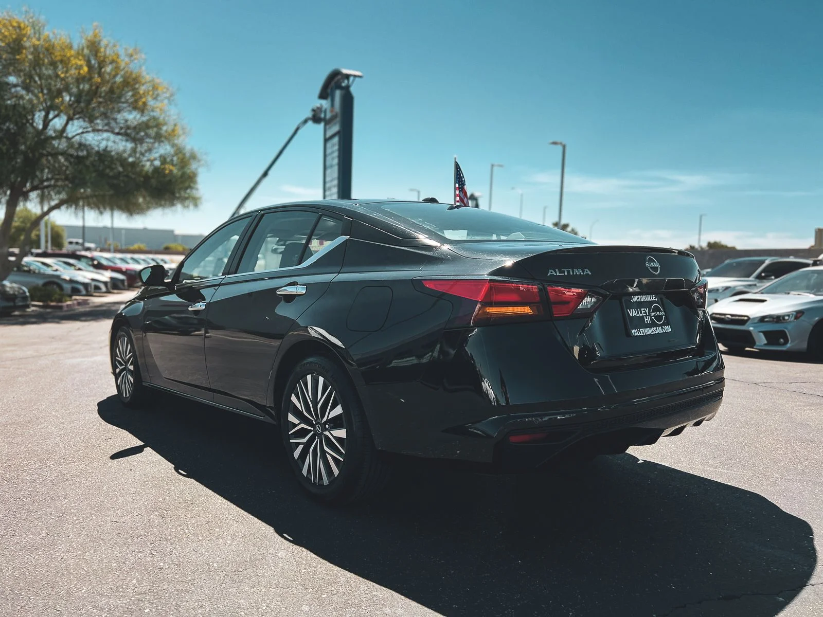 Used 2024 Black Nissan 2.5 SV image 5